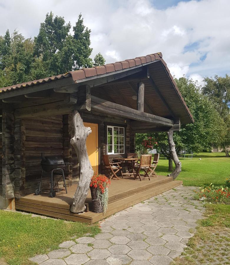 Arina Cottages Nasva エクステリア 写真