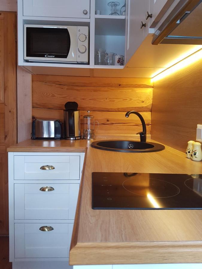 Arina Cottages Nasva エクステリア 写真